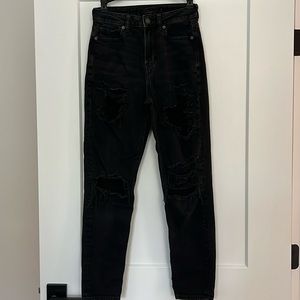 AE distressed black high rise